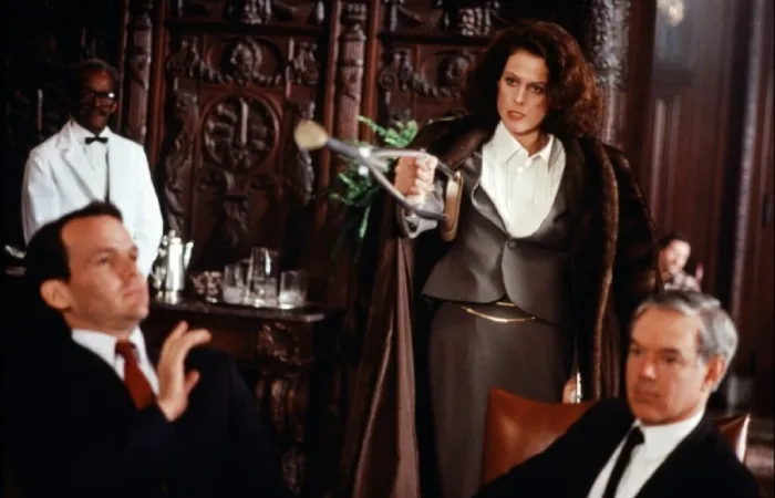 Сигурни Уивер в фильме «Деловая женщина» Сигурни Уивер в фильме «Деловая женщина»