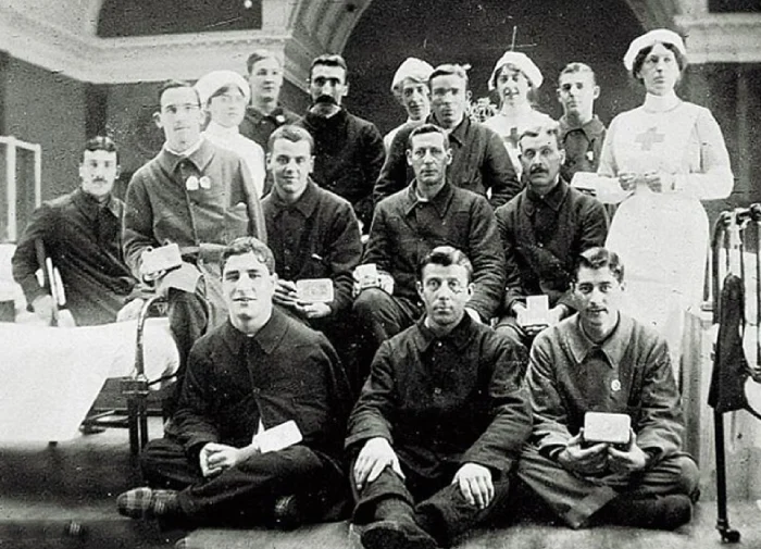 Агата Кристи во время службы медсестрой Агата Кристи во время службы медсестрой