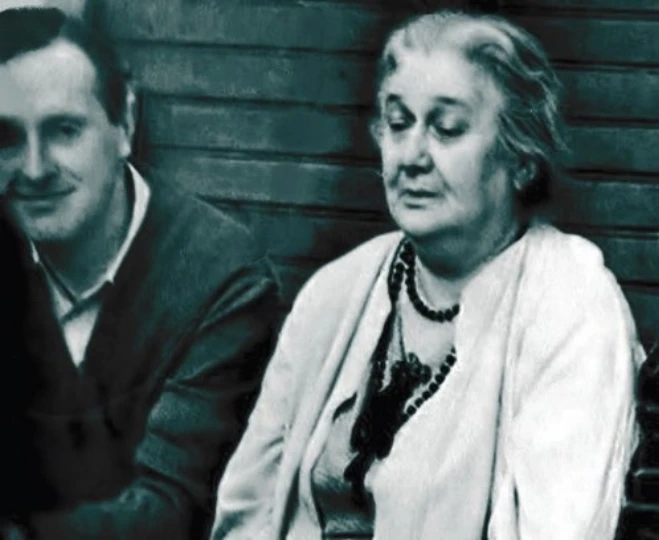 Анна Ахматова и Иосиф Бродский в 1963 году Анна Ахматова и Иосиф Бродский в 1963 году