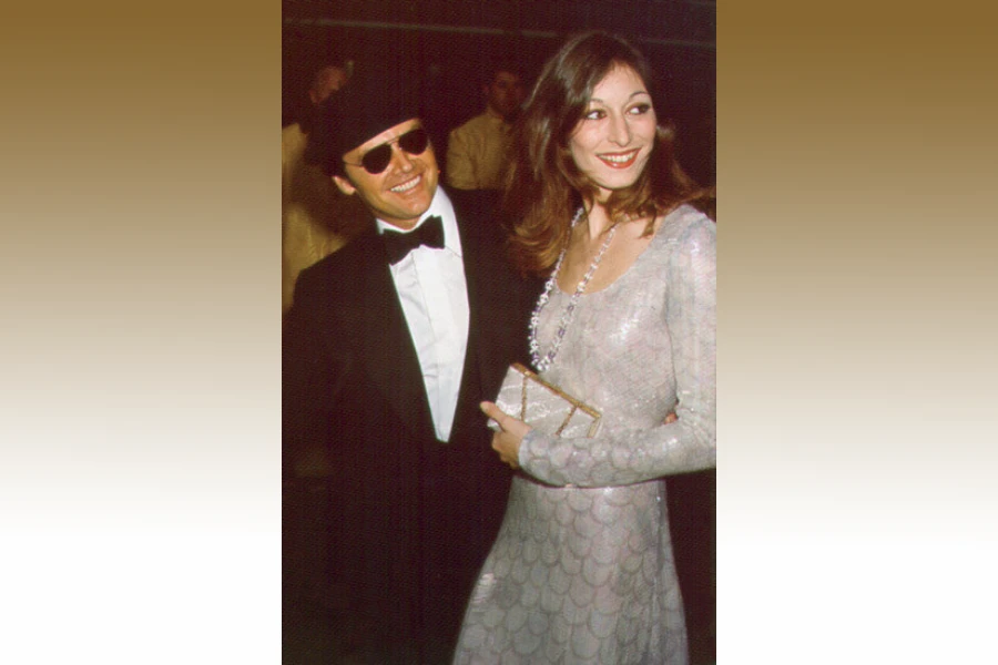 Анжелика Хьюстон и Джек Николсон на светском вечере