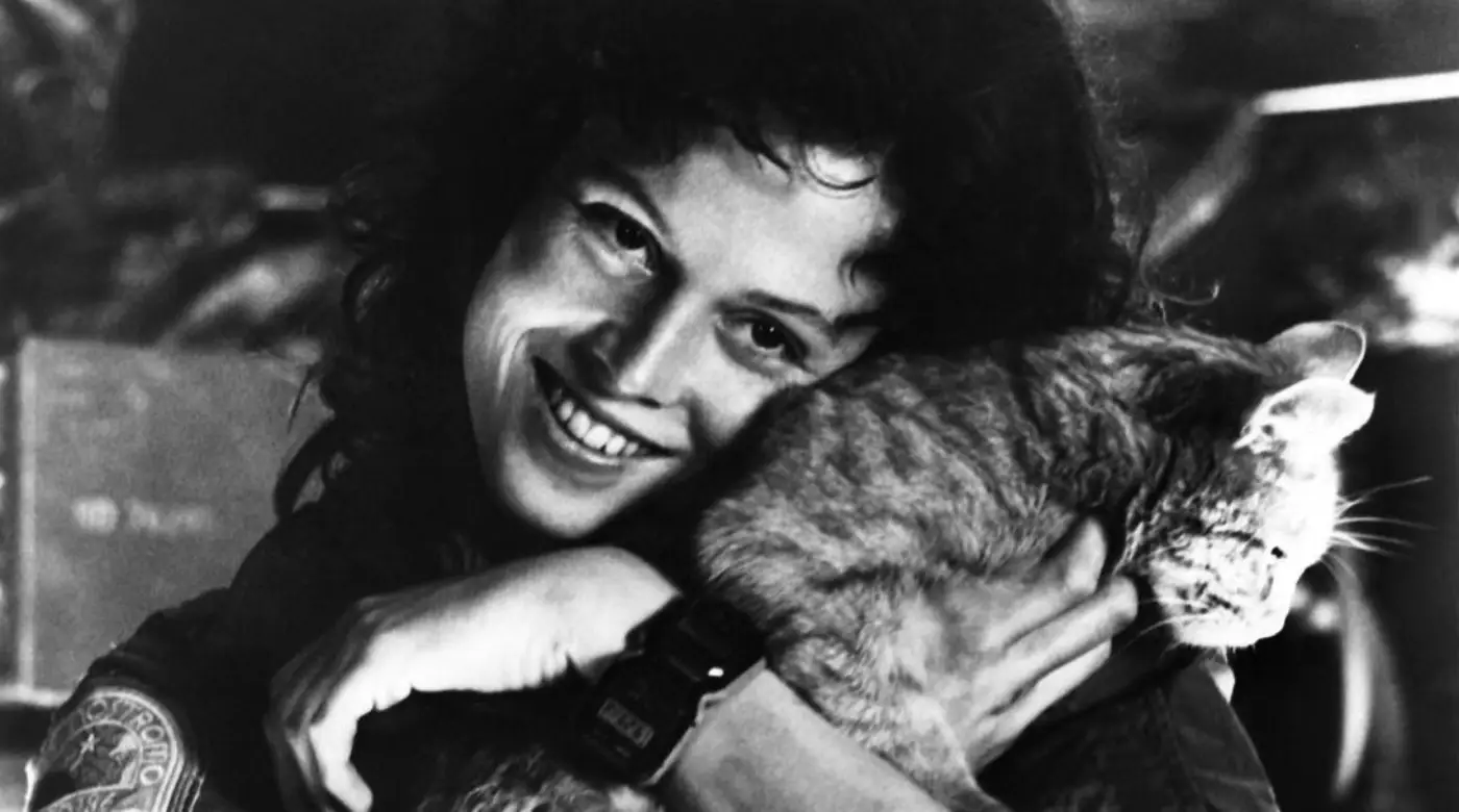 Сигурни Уивер: отличная от нормы