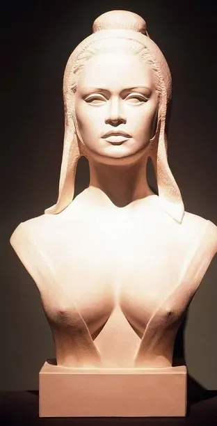 Бюст Марианны - Брижит Бардо Бюст Марианны - Брижит Бардо