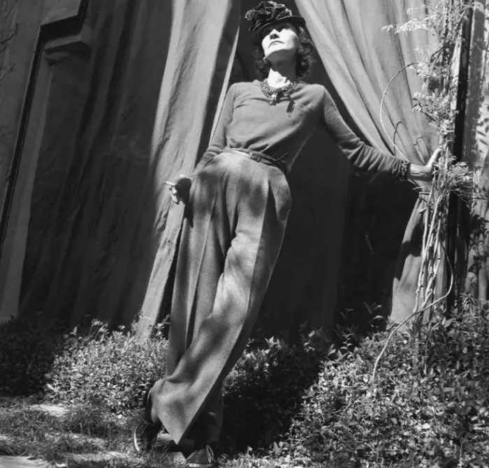 Коко Шанель в брюках Коко Шанель в брюках