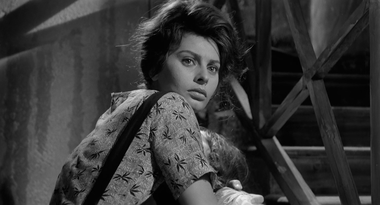 Софи Лорен в фильме «Чочара» Софи Лорен в фильме «Чочара»