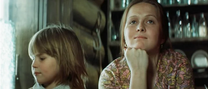 Наталья Гундарева в фильме "Осень" Наталья Гундарева в фильме "Осень"