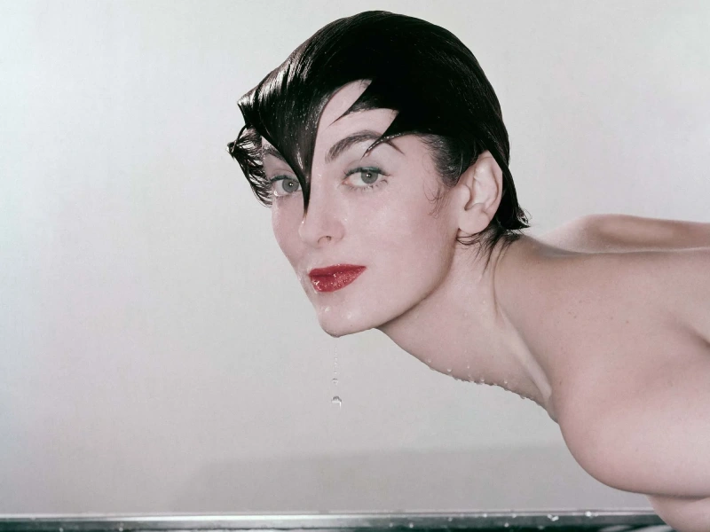Дель’Орефиче в объективе Джона Роулингса, для журнала Vogue, 1 мая 1955 г. Дель’Орефиче в объективе Джона Роулингса, для журнала Vogue, 1 мая 1955 г.