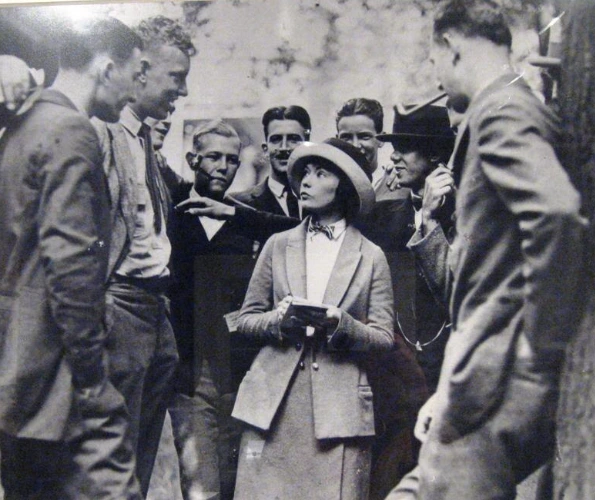 Маргарет Митчелл в годы работы репортёром Atlanta Journal, первая половина 1920-х. Фото: коллекция Atlanta History Center (Kenan Research Center) / Atlanta Journal, 1920-е. Маргарет Митчелл в годы работы репортёром Atlanta Journal, первая половина 1920-х. Фото: коллекция Atlanta History Center (Kenan Research Center) / Atlanta Journal, 1920-е.