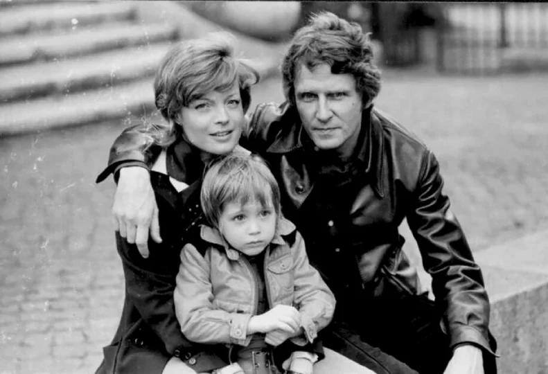 Роми Шнайдер с Гарри Майеном и сыном Роми Шнайдер с Гарри Майеном и сыном