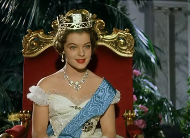 Роми Шнайдер в фильме "Молодые годы королевы" Роми Шнайдер в фильме "Молодые годы королевы"