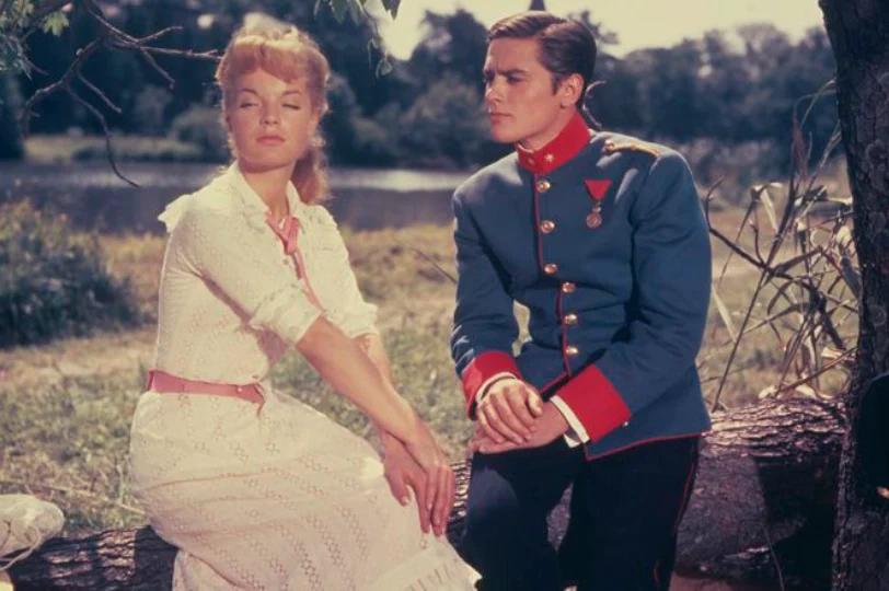 Роми Шнайдер и Ален Делон в фильме "Кристина" Роми Шнайдер и Ален Делон в фильме "Кристина"